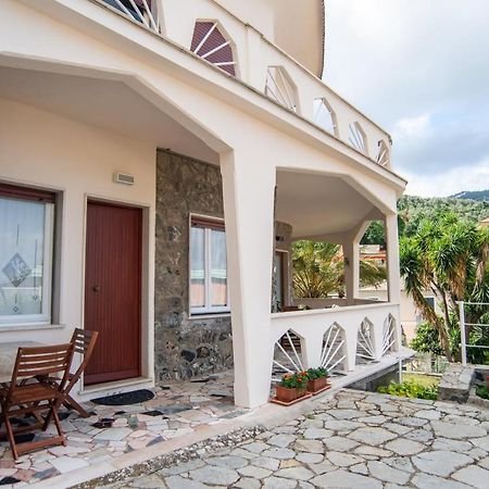 Appartamento Arcobaleno Levanto Exterior foto